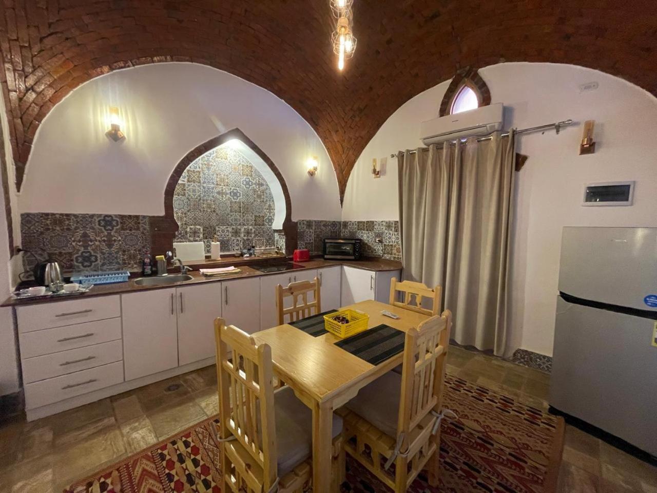 Jazirat al Awwamiyah Villa Kemet מראה חיצוני תמונה
